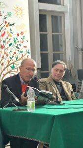 Presentazione La grotta del Castillo Acireale